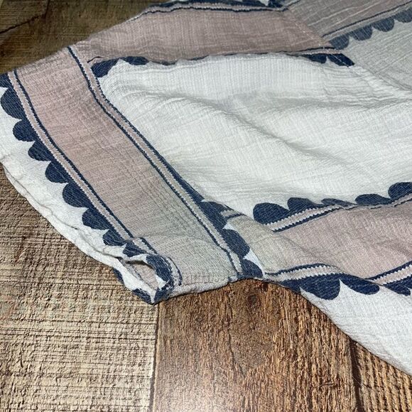 Crop top  - Picture 8 of 8